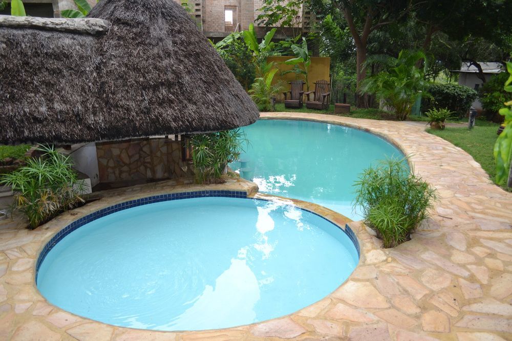 Tambuti Lodge Rundu Exterior foto